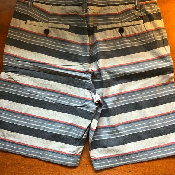 Tommy Hilfiger Shorts 🩳 - Picture 5 of 7